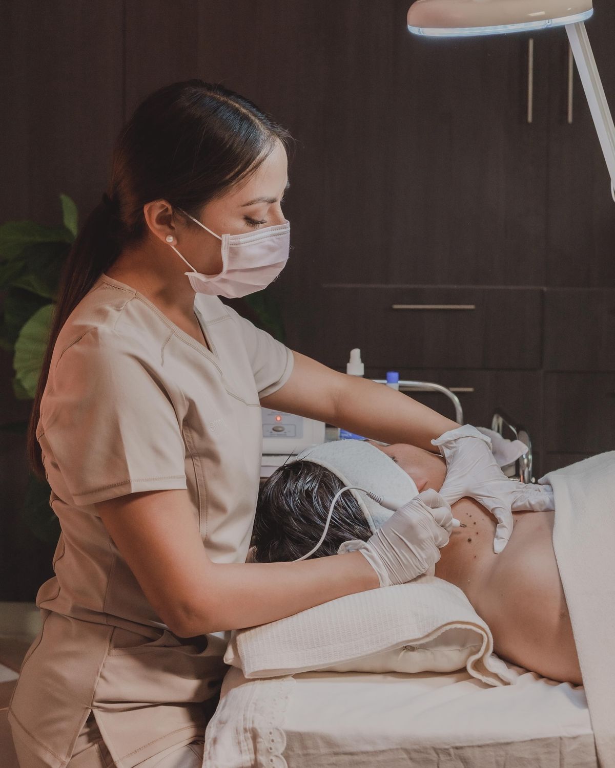 Eliminación Estética de Verrugas, Lunares y Acrocordones